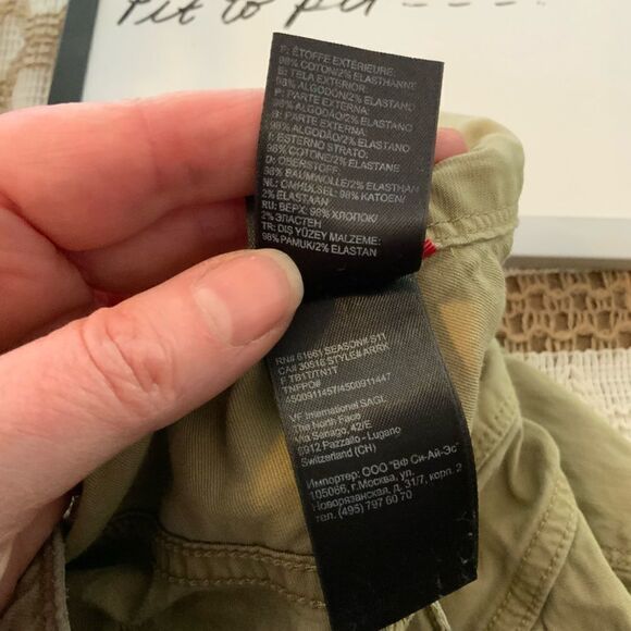 THE NORTH FACE khaki hiking Bermuda shorts size 4 - Picture 12 of 13